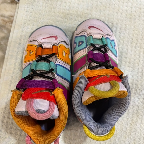 Nike Air More Uptempo Kids Shoes - Picture 6 of 7
